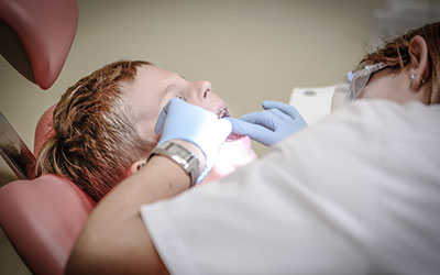 Más de 150 Clínicas Dentales Adeslas
